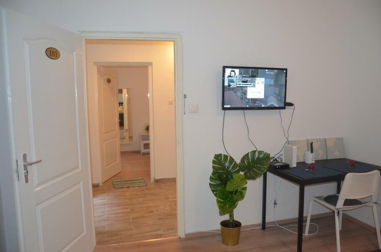 Apartamento No. 11 With 2 Bathrooms Next To Railway Station