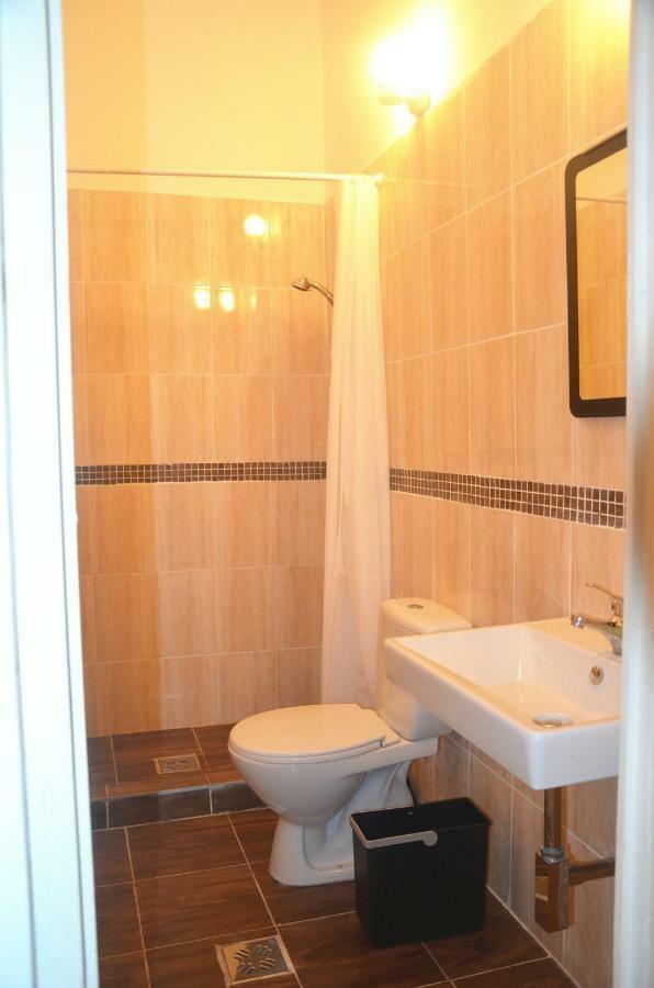 No. 11 With 2 Bathrooms Next To Railway Station Apartamento Budapeste
