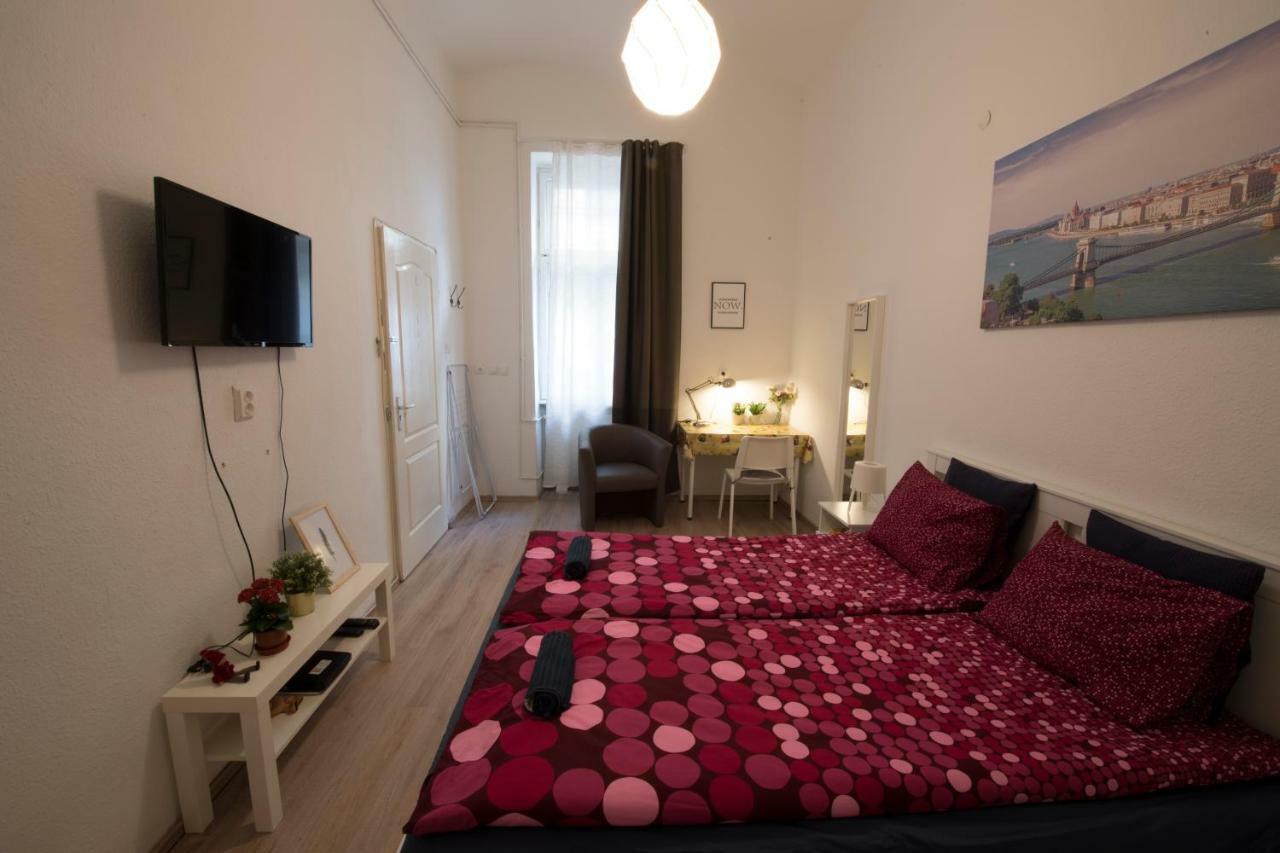 No. 11 With 2 Bathrooms Next To Railway Station * Budapeste