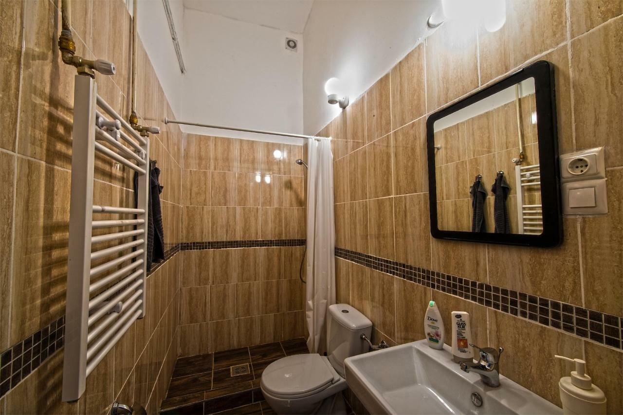 No. 11 With 2 Bathrooms Next To Railway Station Apartamento *